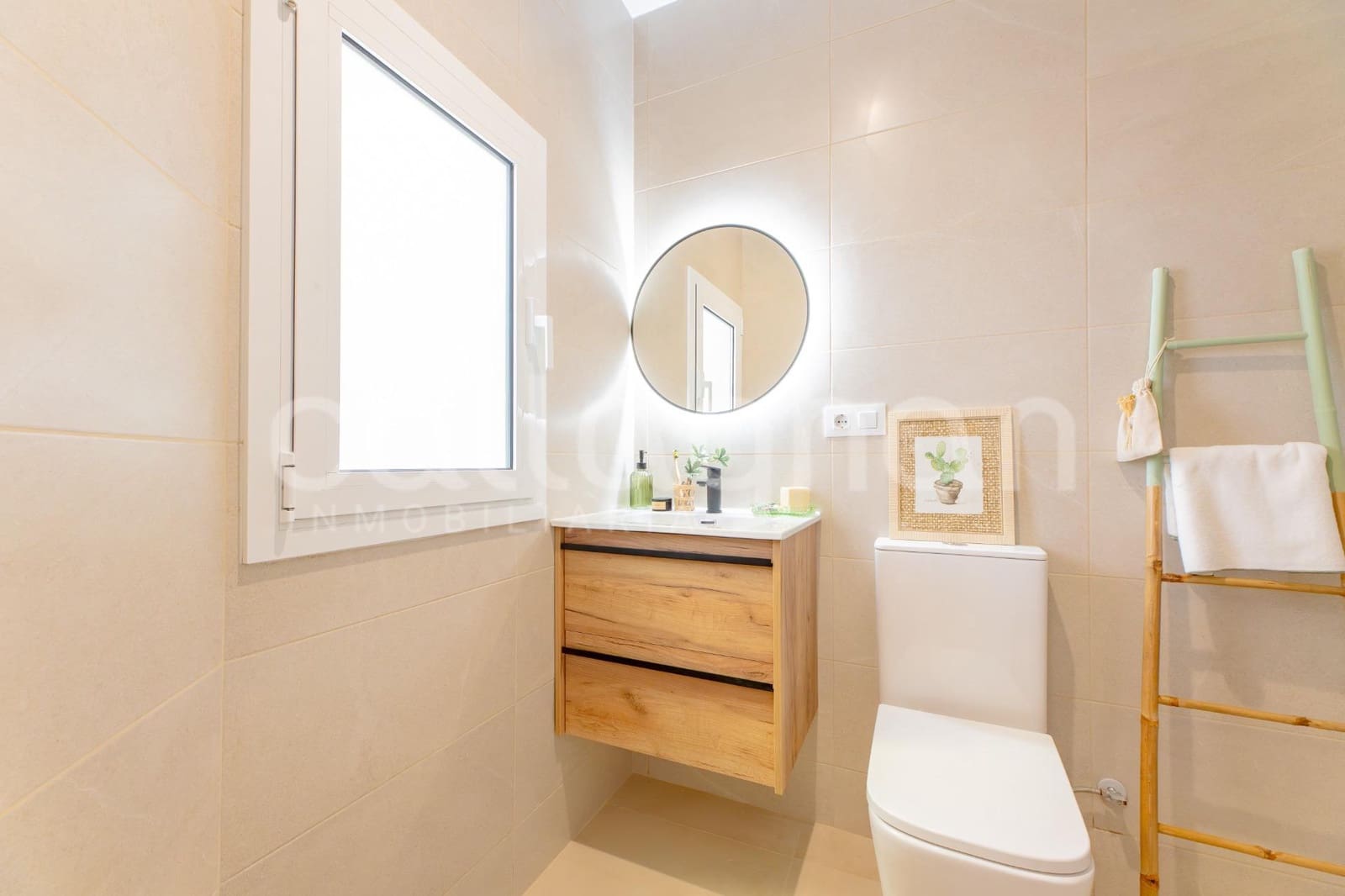 Apartamento de 2 habitaciones en València ciudad en venta - 410.000 € (Ref: 9726831)