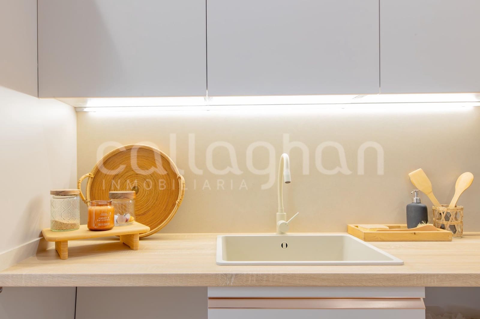 Apartamento de 2 habitaciones en València ciudad en venta - 410.000 € (Ref: 9726831)