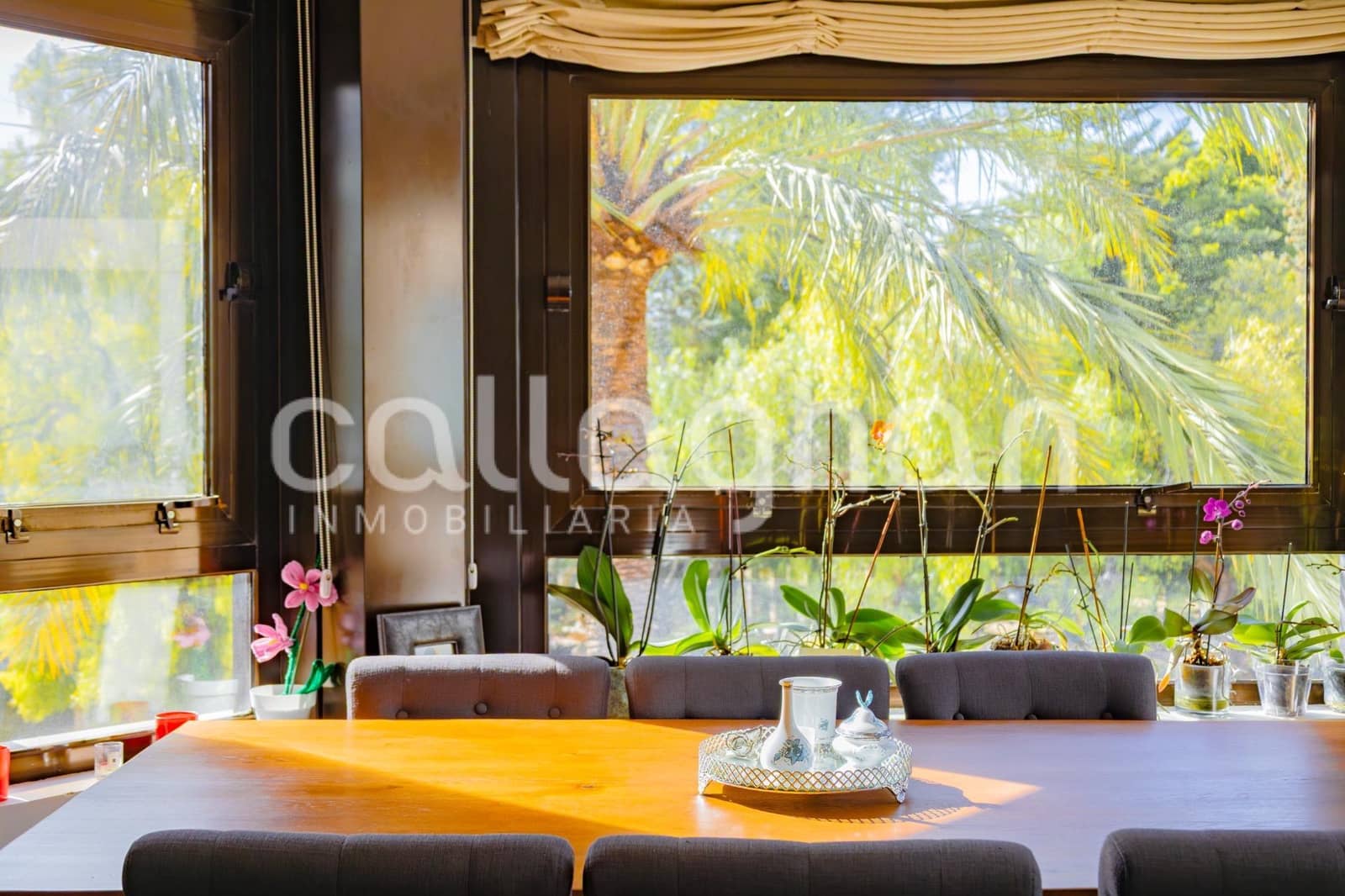 4 bedroom Flat for rent in Valencia city with garage - € 3,500 (Ref: 9735766)