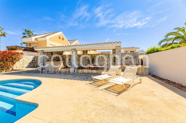 4 Zimmer Villa zu verkaufen in Almarda, Sagunto / Sagunt mit Pool Garage - 840.000 € (Ref: 9739007)
