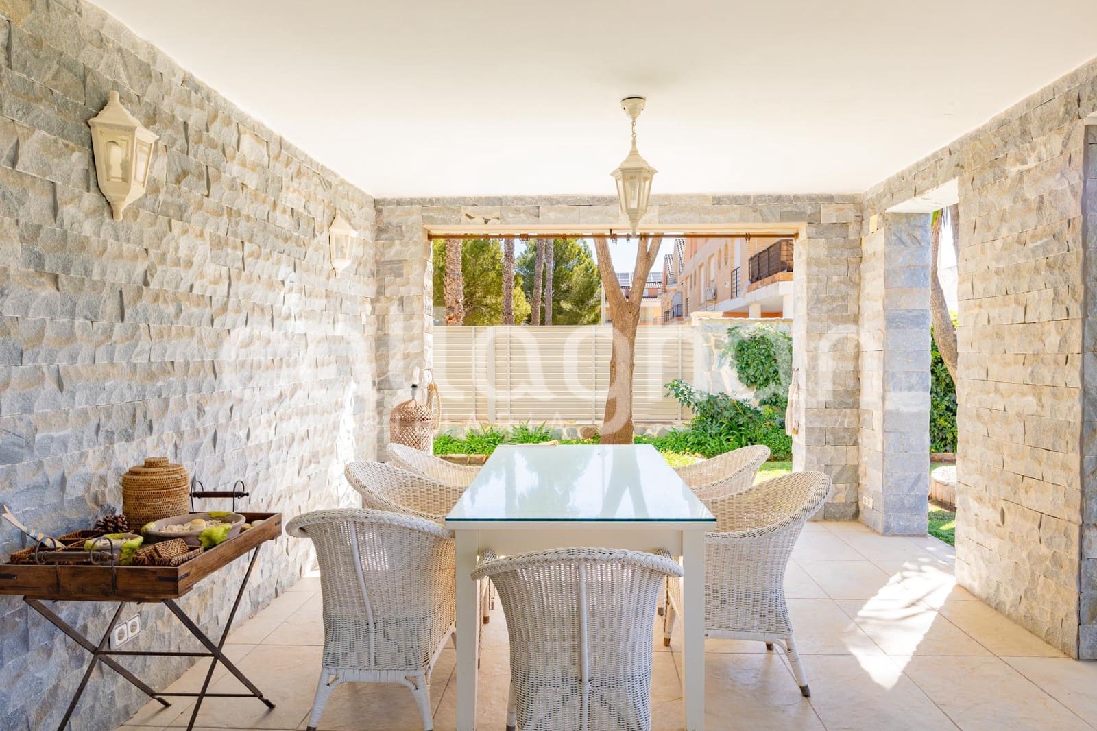 4 Zimmer Villa zu verkaufen in Almarda mit Pool Garage - 840.000 € (Ref: 9739007)