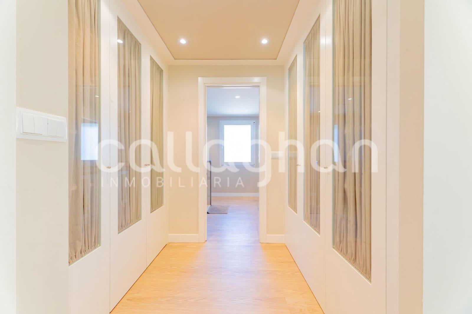 4 Zimmer Villa zu verkaufen in Almarda mit Pool Garage - 840.000 € (Ref: 9739007)