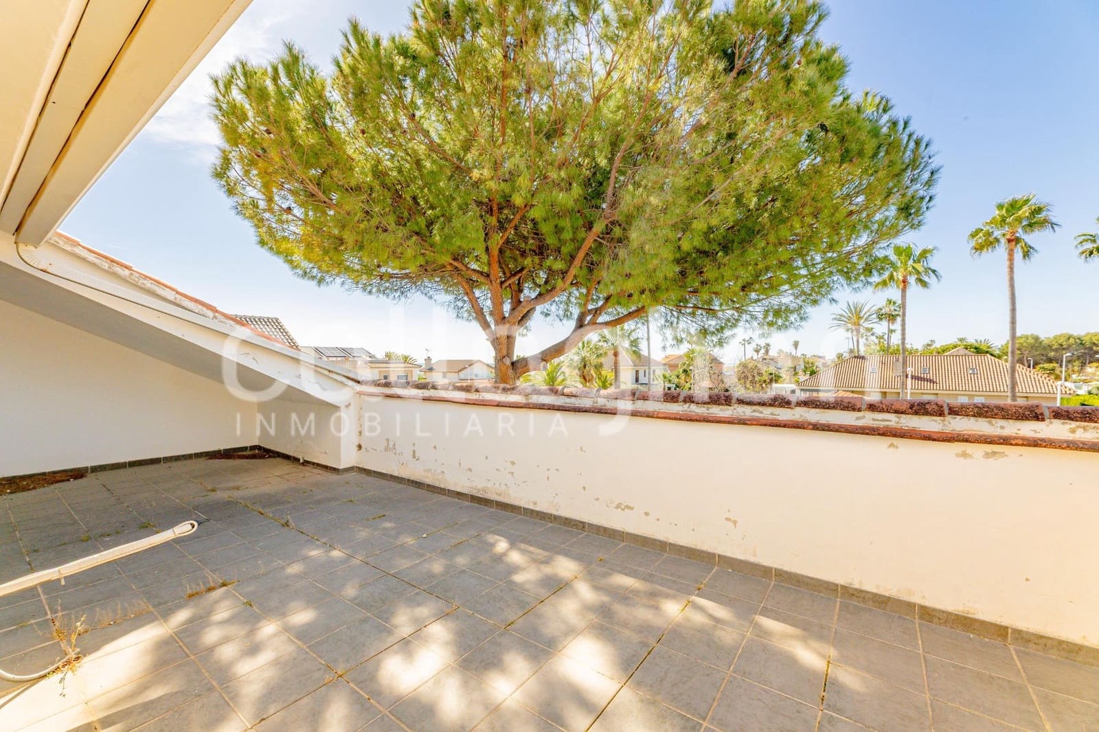 4 Zimmer Villa zu verkaufen in Almarda mit Pool Garage - 840.000 € (Ref: 9739007)