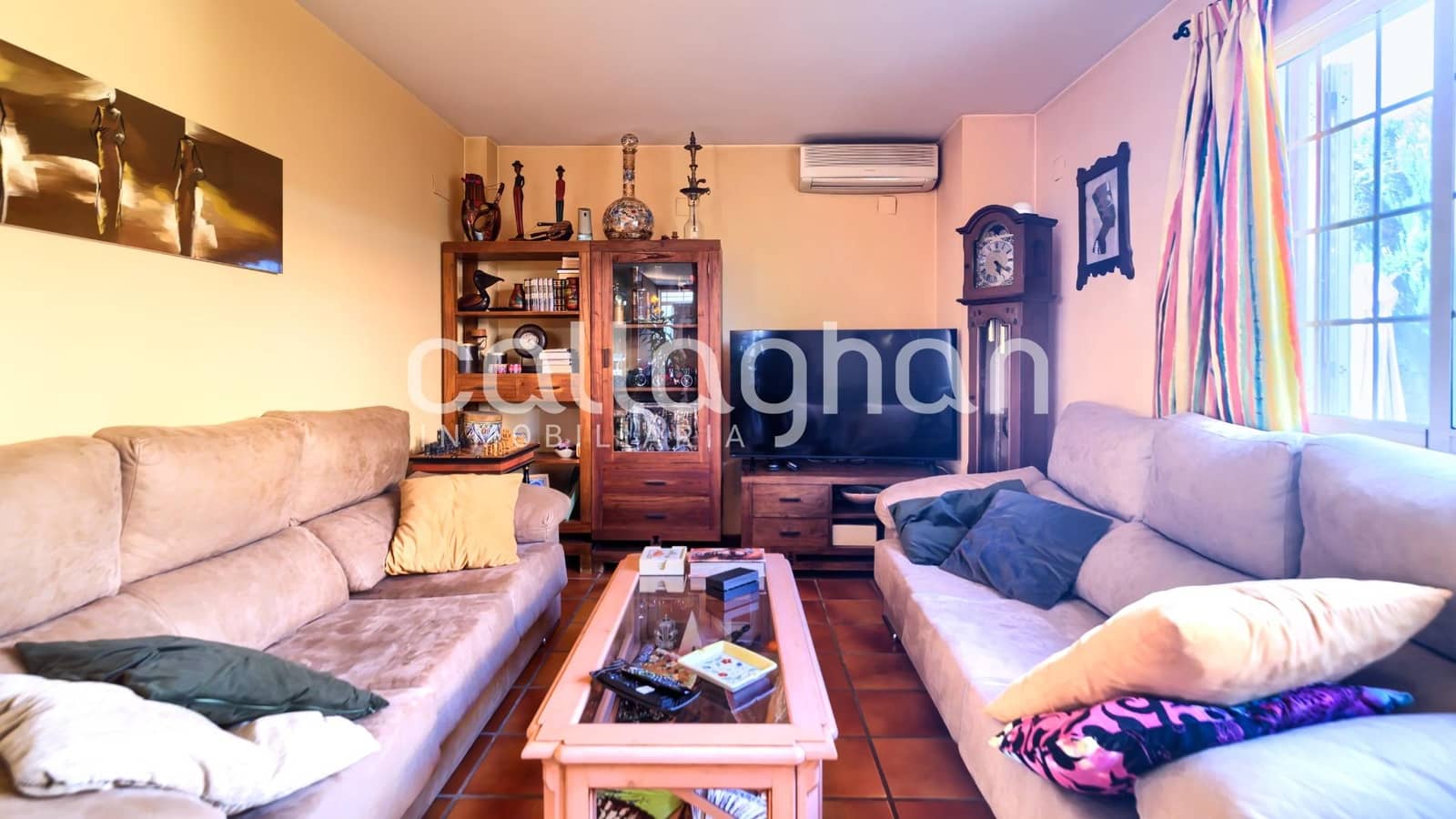 5 bedroom Villa for sale in La Canada with pool garage - € 550,000 (Ref: 9741881)