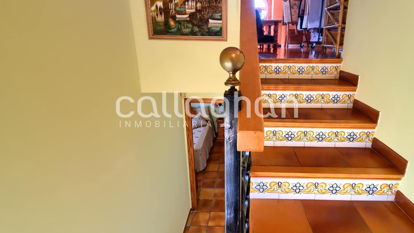 5 bedroom Villa for sale in La Canada with pool garage - € 550,000 (Ref: 9741881)