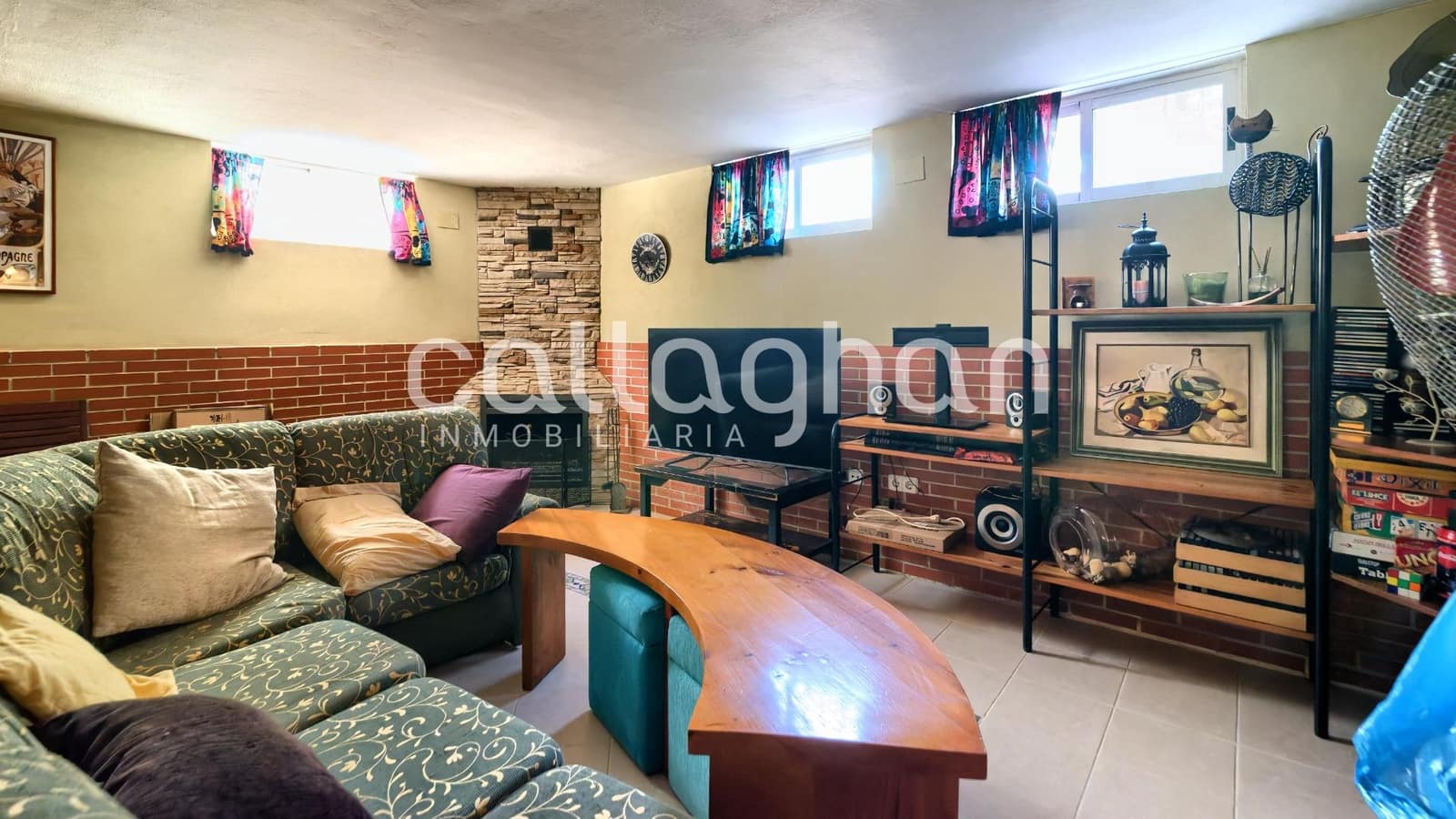 5 bedroom Villa for sale in La Canada with pool garage - € 550,000 (Ref: 9741881)