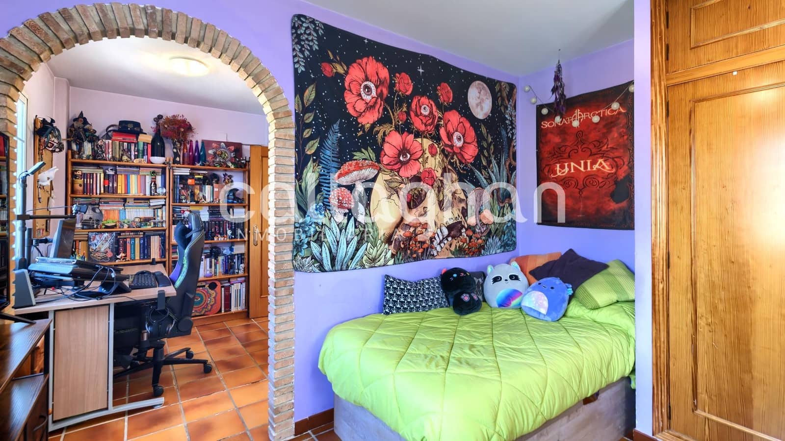 5 bedroom Villa for sale in La Canada with pool garage - € 550,000 (Ref: 9741881)