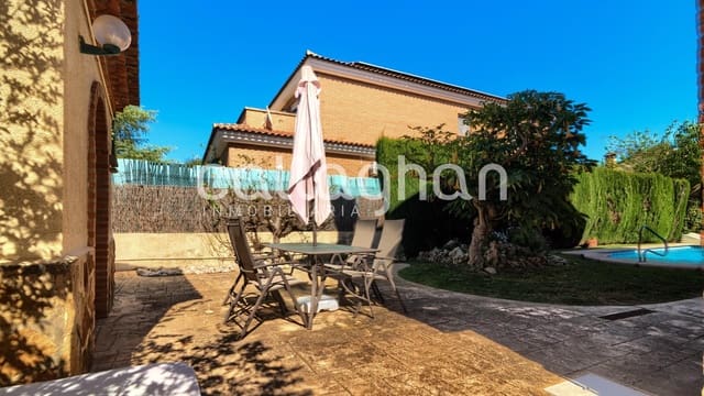 5 bedroom Villa for sale in La Cañada, Paterna with pool garage - € 550,000 (Ref: 9741881)