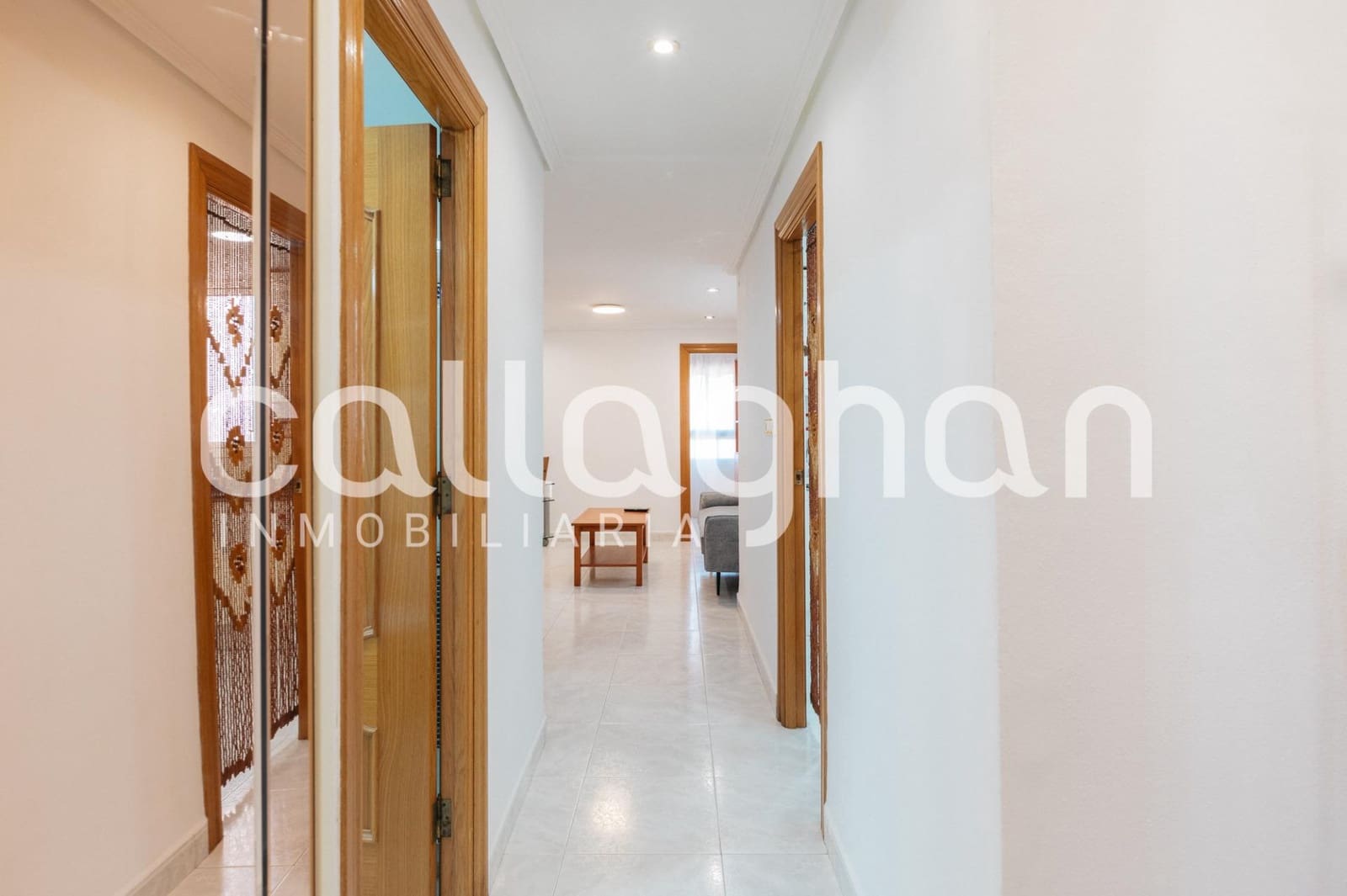 3 soveværelse Lejlighed til leje i Valencia by - € 1.050 (Ref: 9752260)