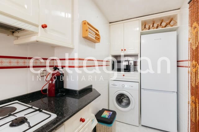 3 soveværelse Lejlighed til leje i Cabanyal-Canyamelar, Valencia by - € 1.050 (Ref: 9752260)