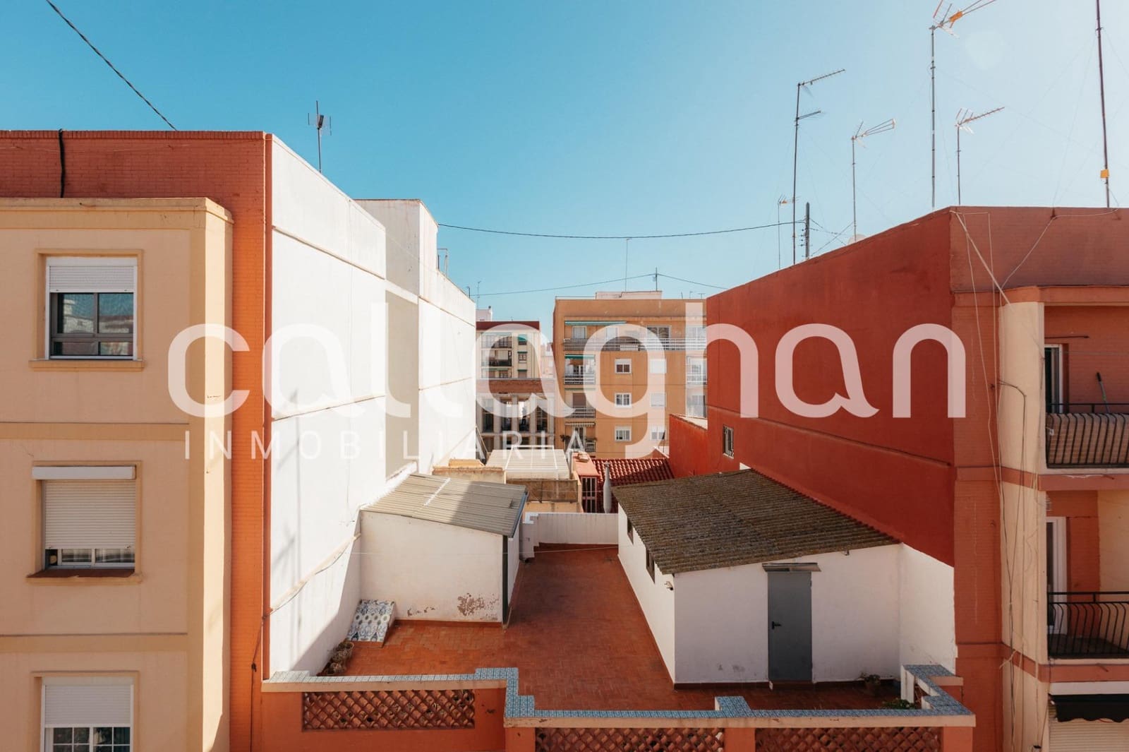 3 soveværelse Lejlighed til leje i Valencia by - € 1.050 (Ref: 9752260)