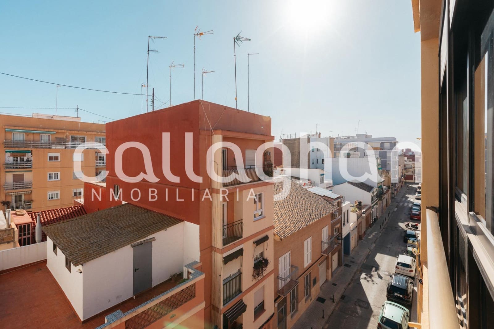 3 soveværelse Lejlighed til leje i Valencia by - € 1.050 (Ref: 9752260)