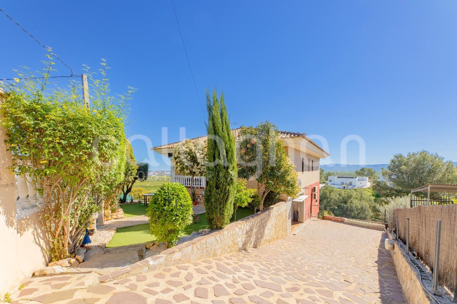 5 sypialnia Willa na sprzedaż w Alberic z basenem - 370 000 € (Ref: 9752261)