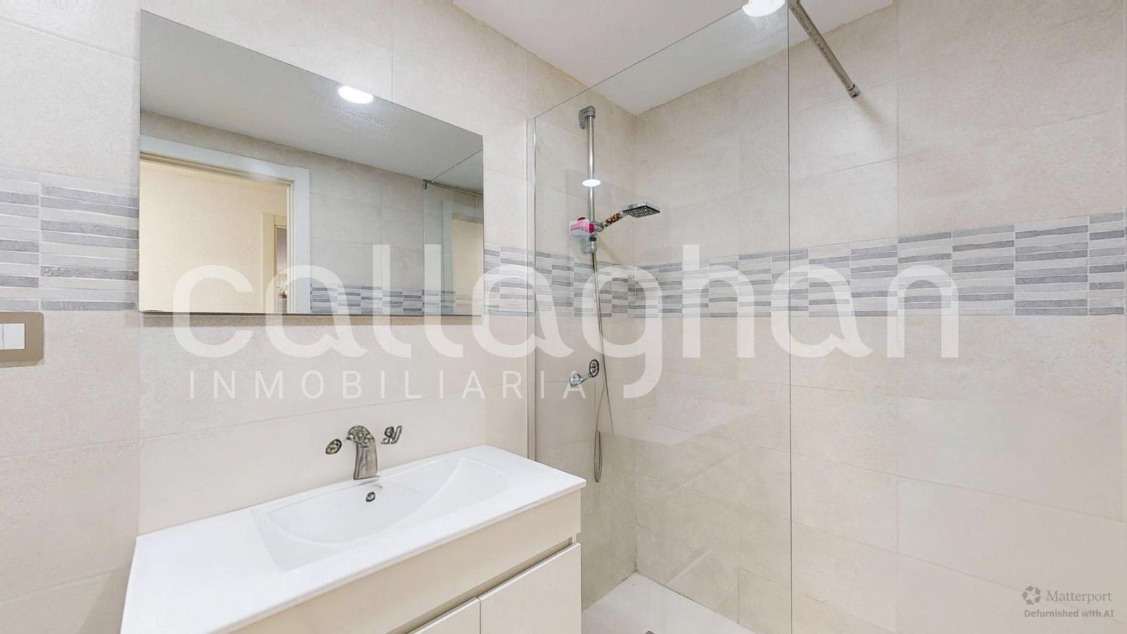 4 makuuhuone Asunto myytävänä paikassa Valencia kaupunki - 470 000 € (Ref: 9759157)