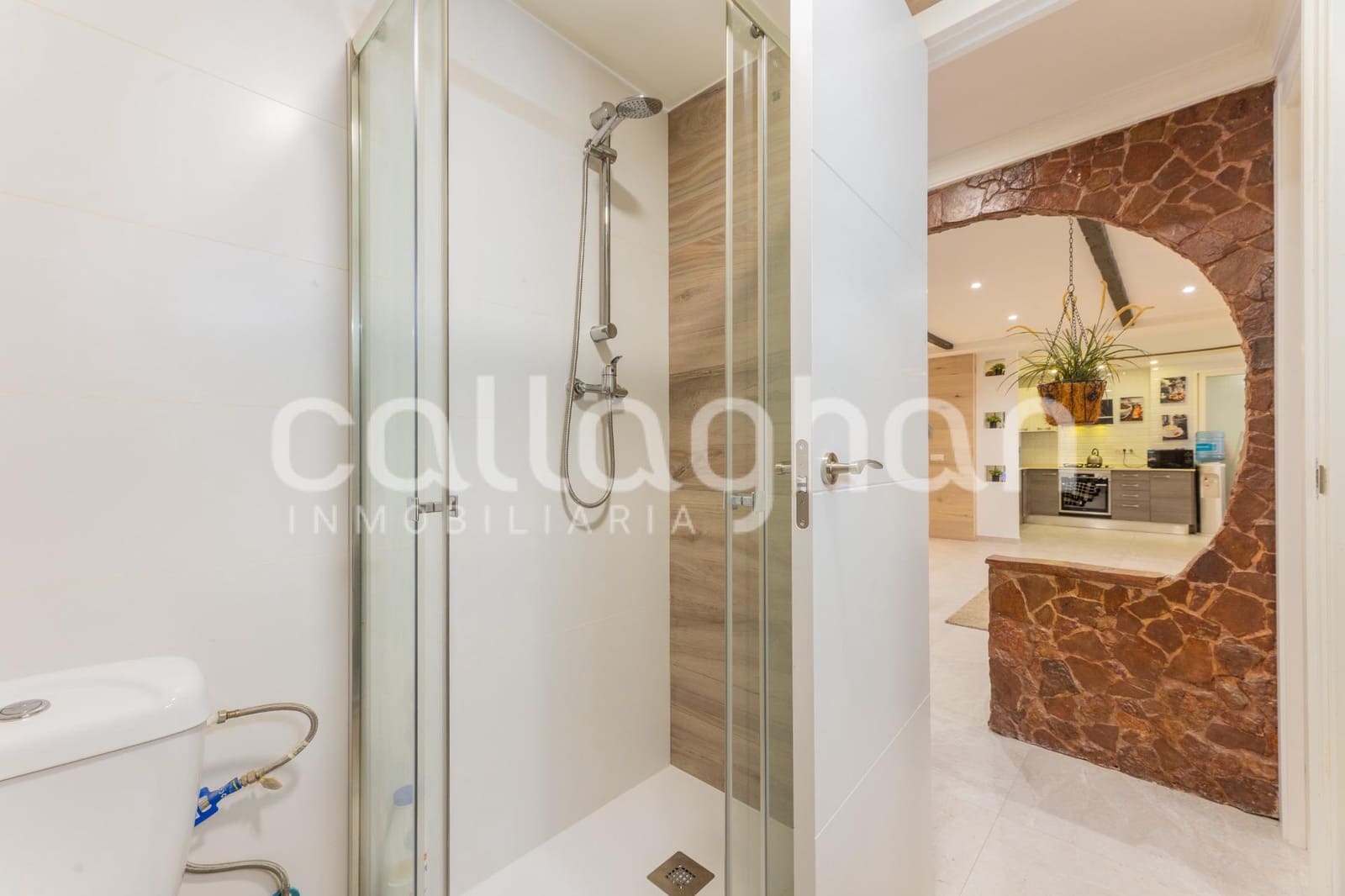 3 bedroom Flat for sale in Valencia city with garage - € 425,000 (Ref: 9773274)