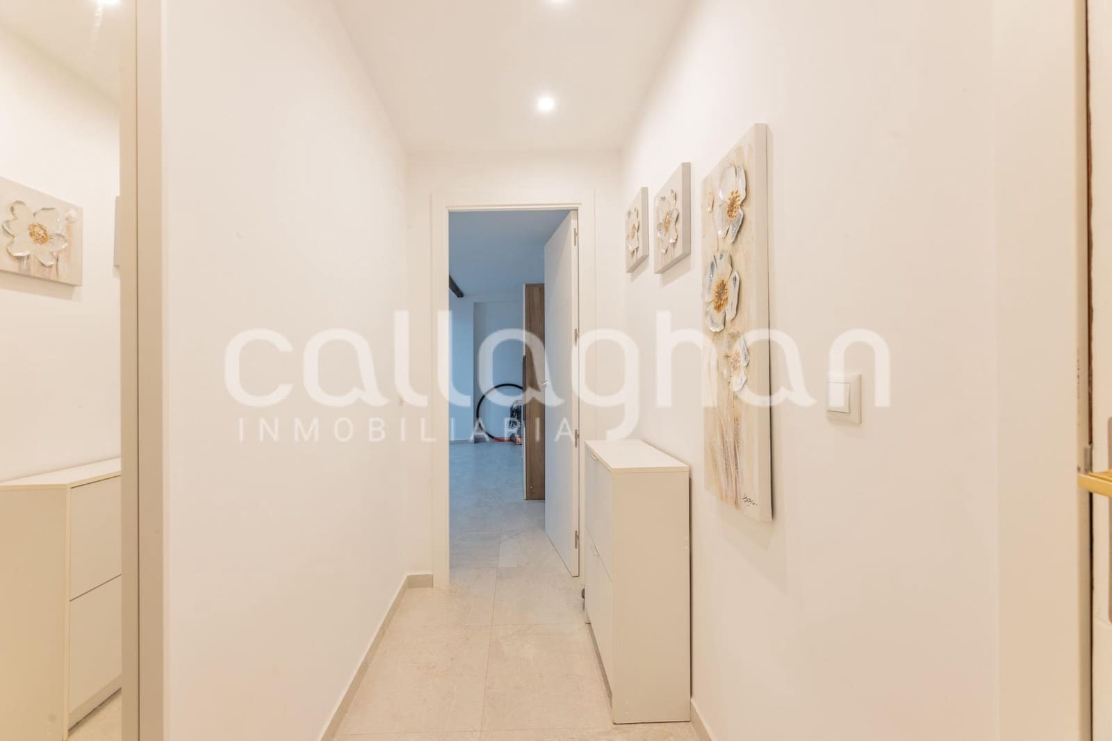 3 bedroom Flat for sale in Valencia city with garage - € 425,000 (Ref: 9773274)