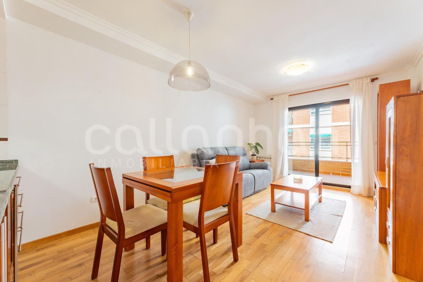 2 bedroom Flat for rent in Rocafort with garage - € 1,200 (Ref: 9773275)