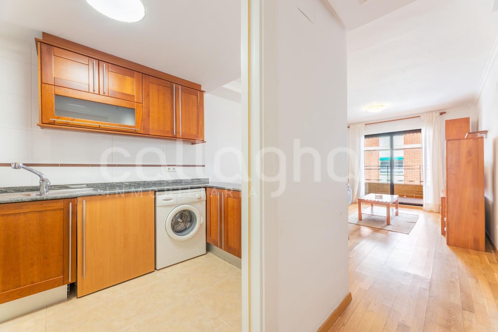 2 bedroom Flat for rent in Rocafort with garage - € 1,200 (Ref: 9773275)