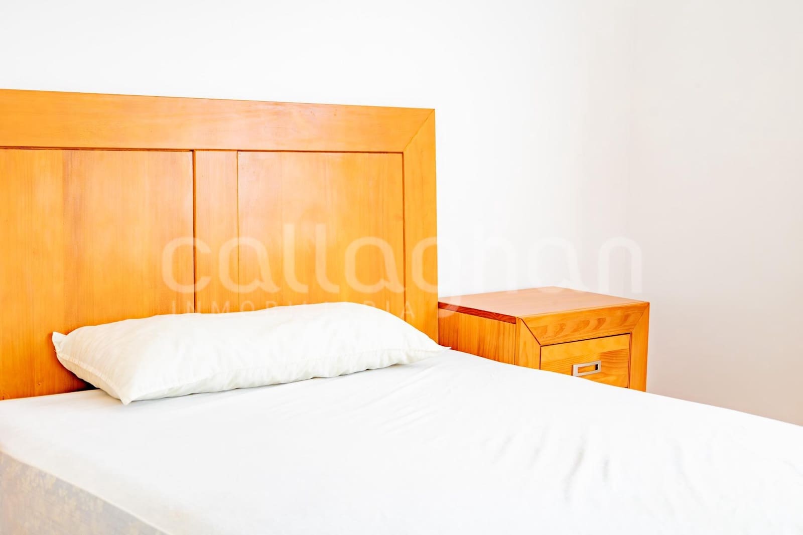 2 bedroom Flat for rent in Rocafort with garage - € 1,200 (Ref: 9773275)
