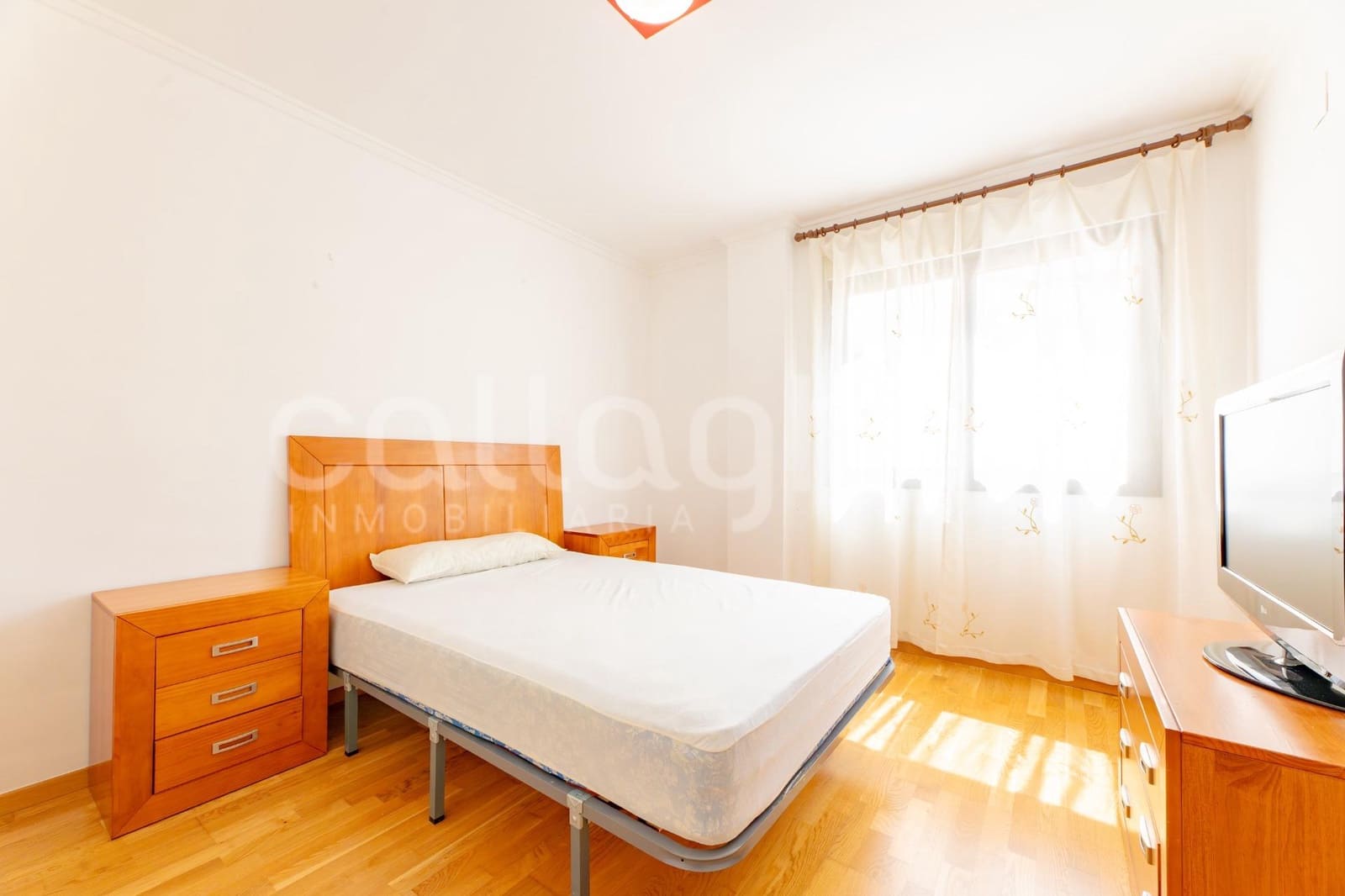 2 bedroom Flat for rent in Rocafort with garage - € 1,200 (Ref: 9773275)