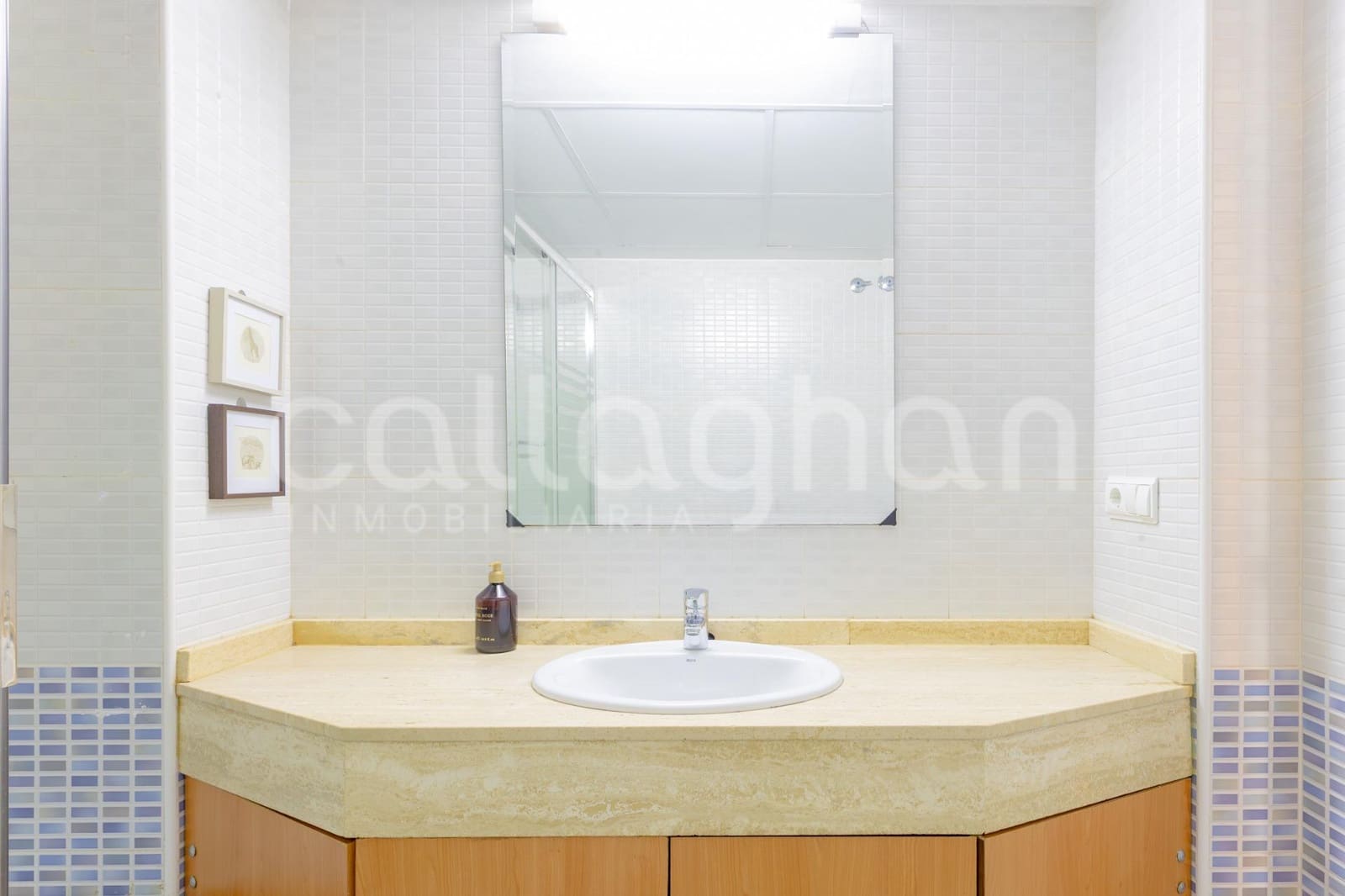 2 bedroom Flat for rent in Rocafort with garage - € 1,200 (Ref: 9773275)