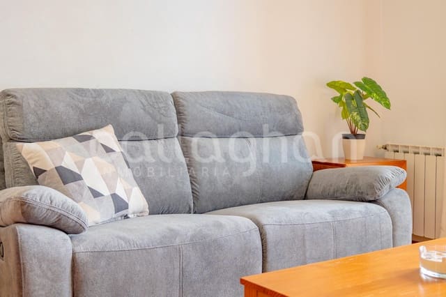 2 Zimmer Wohnung zu vermieten in Rocafort mit Garage - 1.200 € (Ref: 9773275)