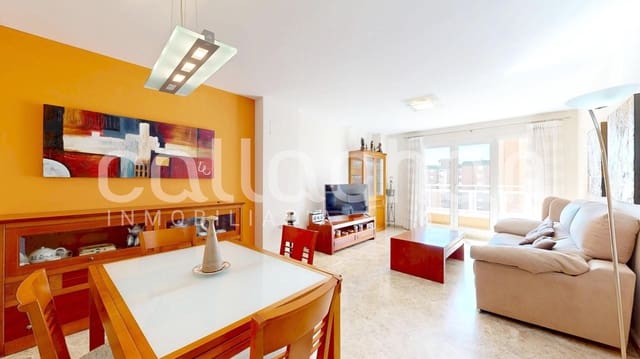 Piso de 3 habitaciones en València ciudad en venta con piscina garaje - 550.000 € (Ref: 9778345)