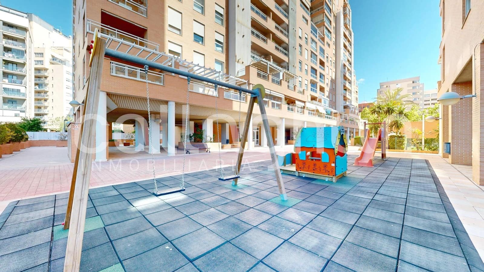 3 sypialnia Mieszkanie na sprzedaż w Miasto Walencja z basenem garażem - 550 000 € (Ref: 9778345)