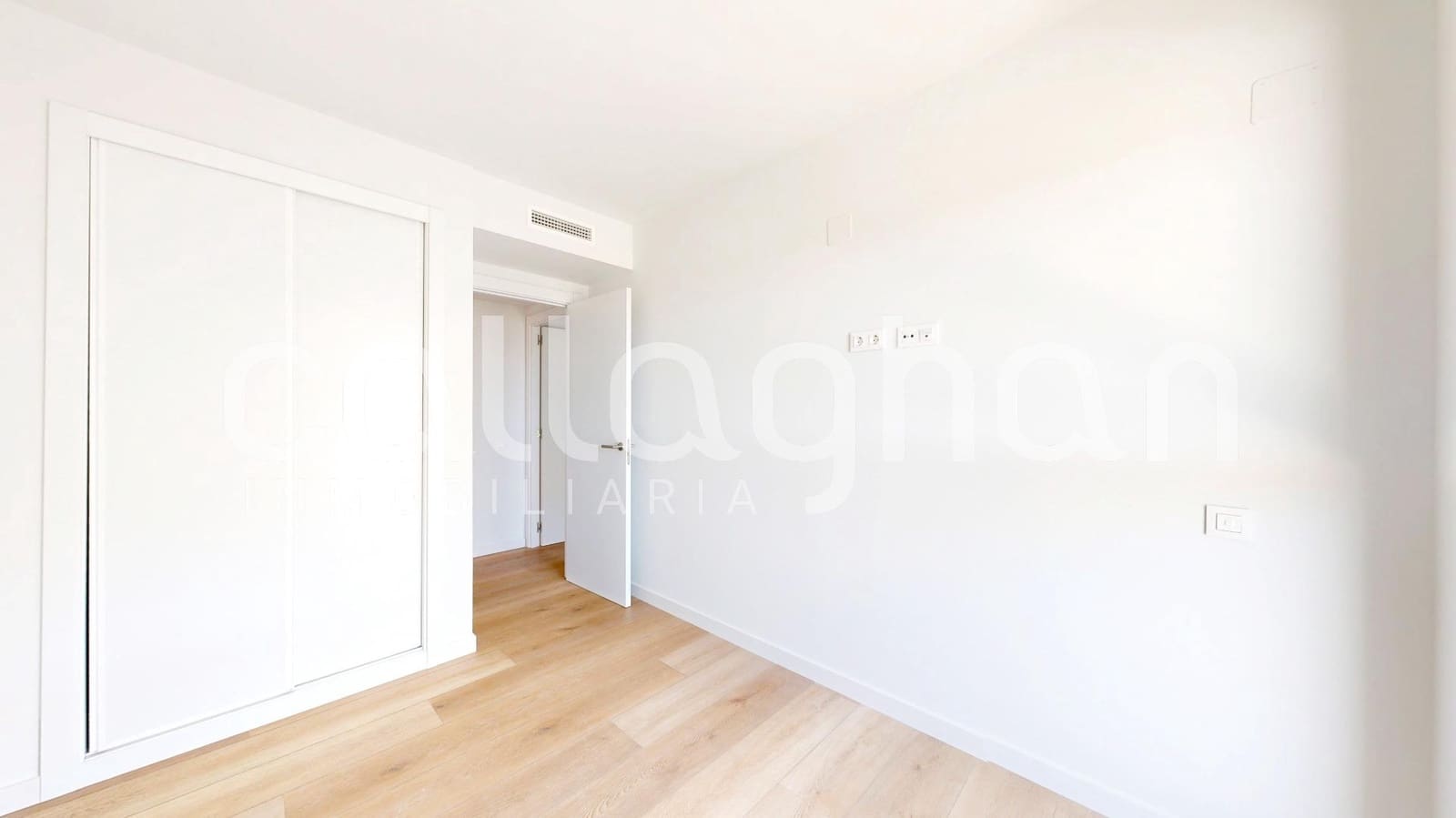 2 Zimmer Wohnung zu vermieten in Puig mit Pool - 1.400 € (Ref: 9778346)