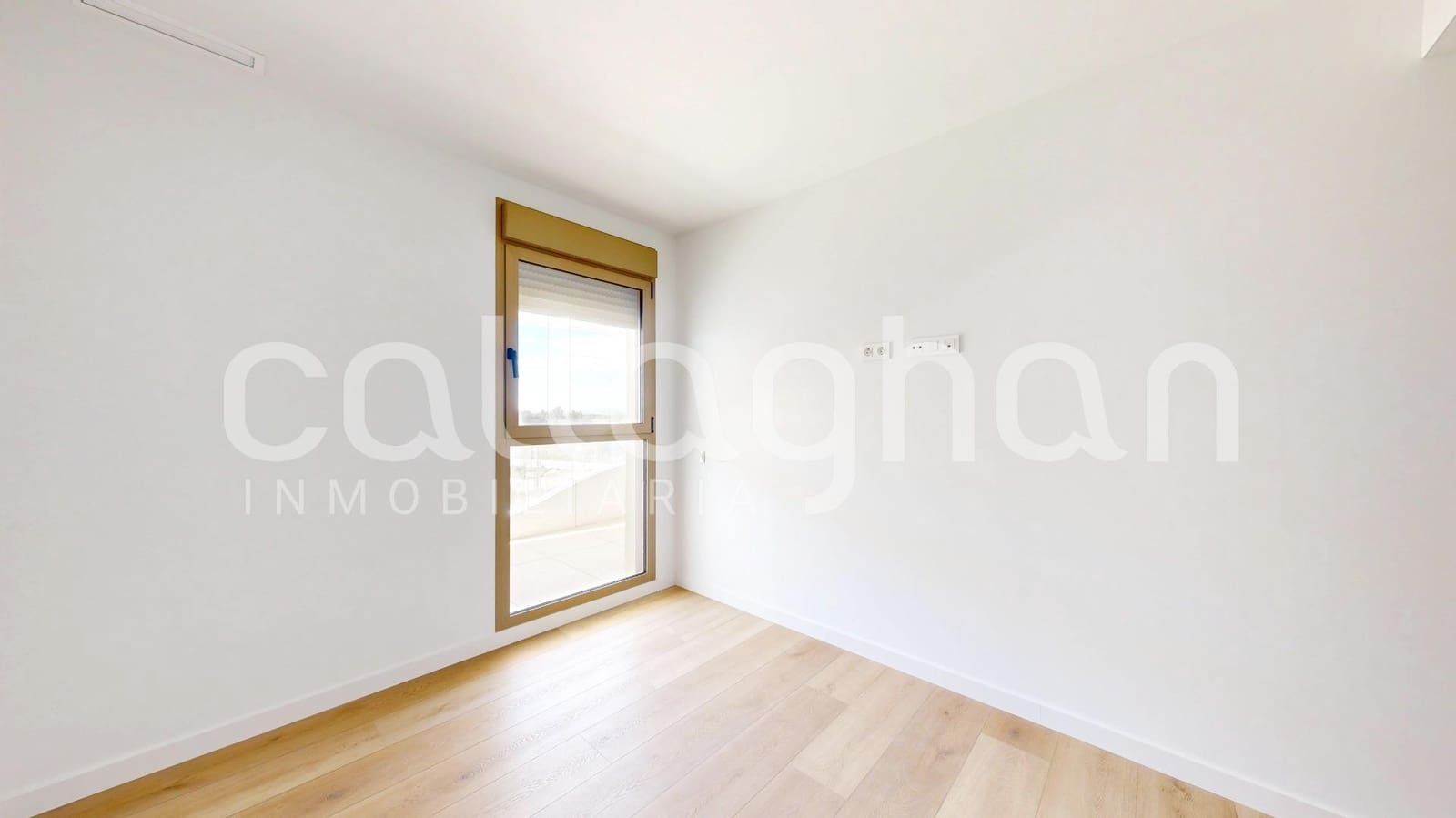 2 Zimmer Wohnung zu vermieten in Puig mit Pool - 1.400 € (Ref: 9778346)