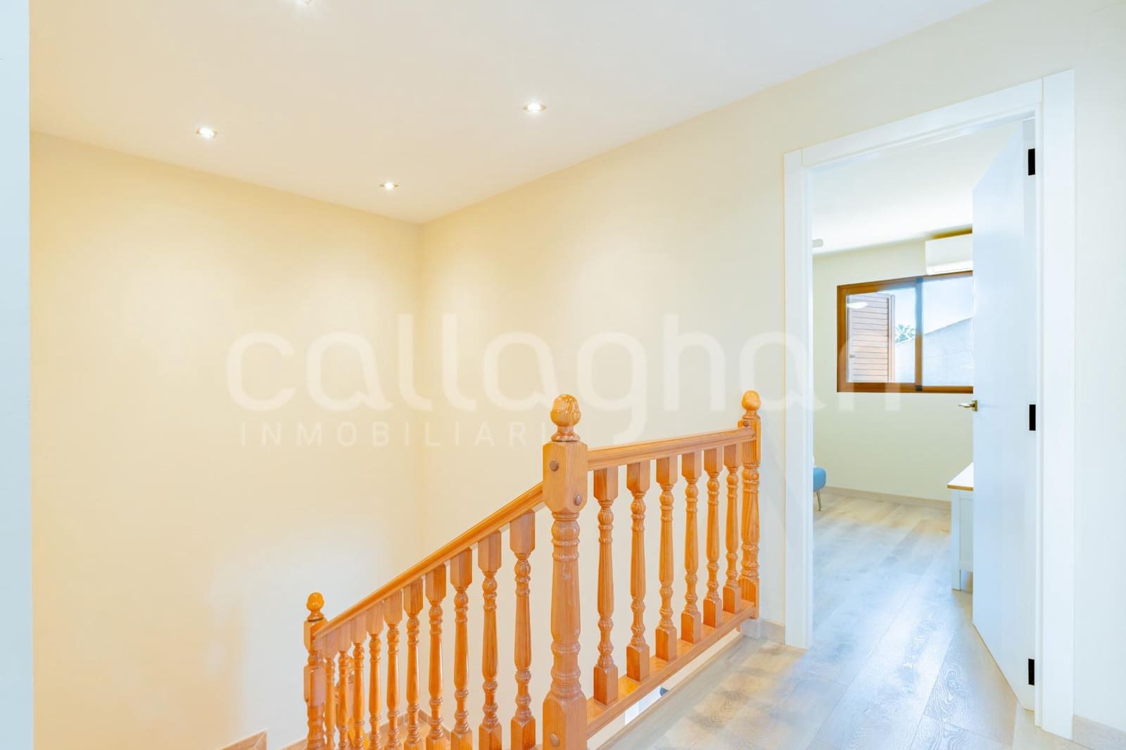 4 soveværelse Villa til salg i Canet d'En Berenguer med swimmingpool garage - € 750.000 (Ref: 9788553)