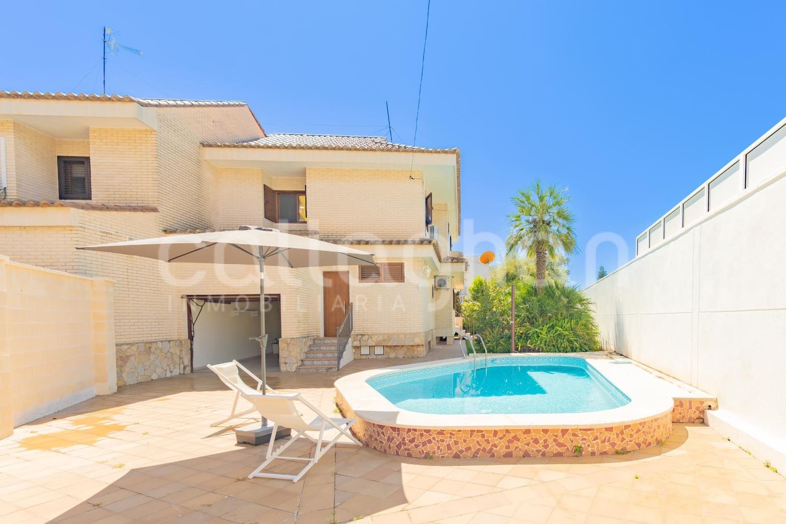 4 soveværelse Villa til salg i Canet d'En Berenguer med swimmingpool garage - € 750.000 (Ref: 9788553)