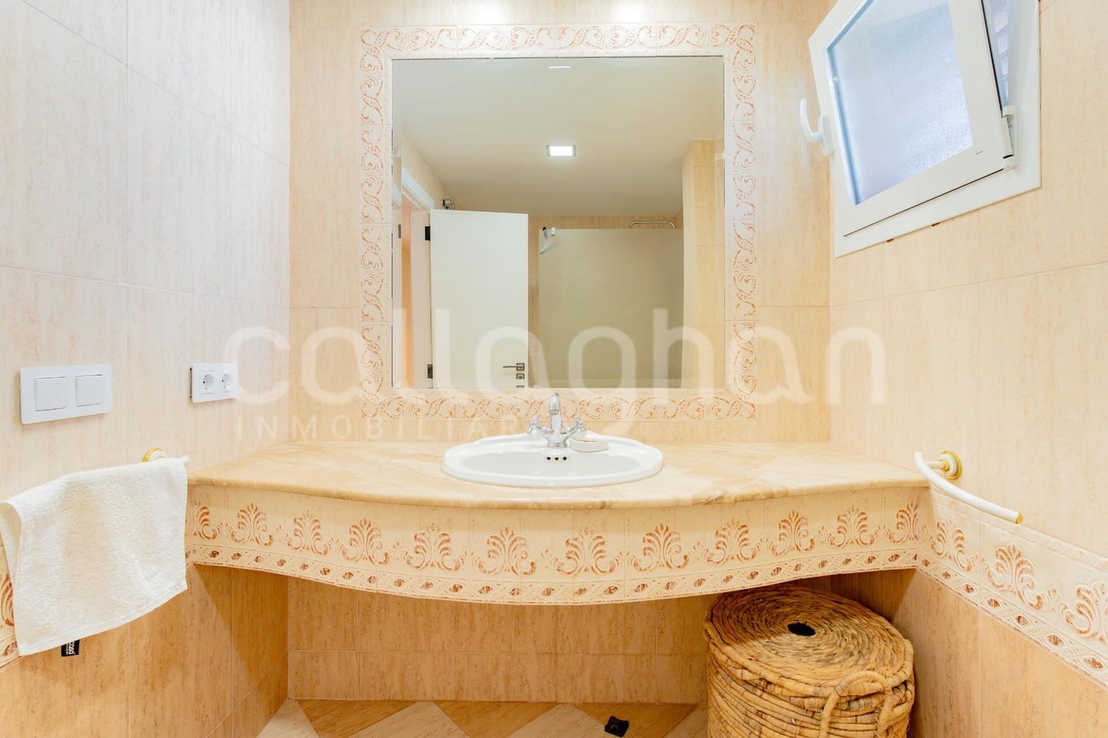 4 soveværelse Villa til salg i Canet d'En Berenguer med swimmingpool garage - € 750.000 (Ref: 9788553)