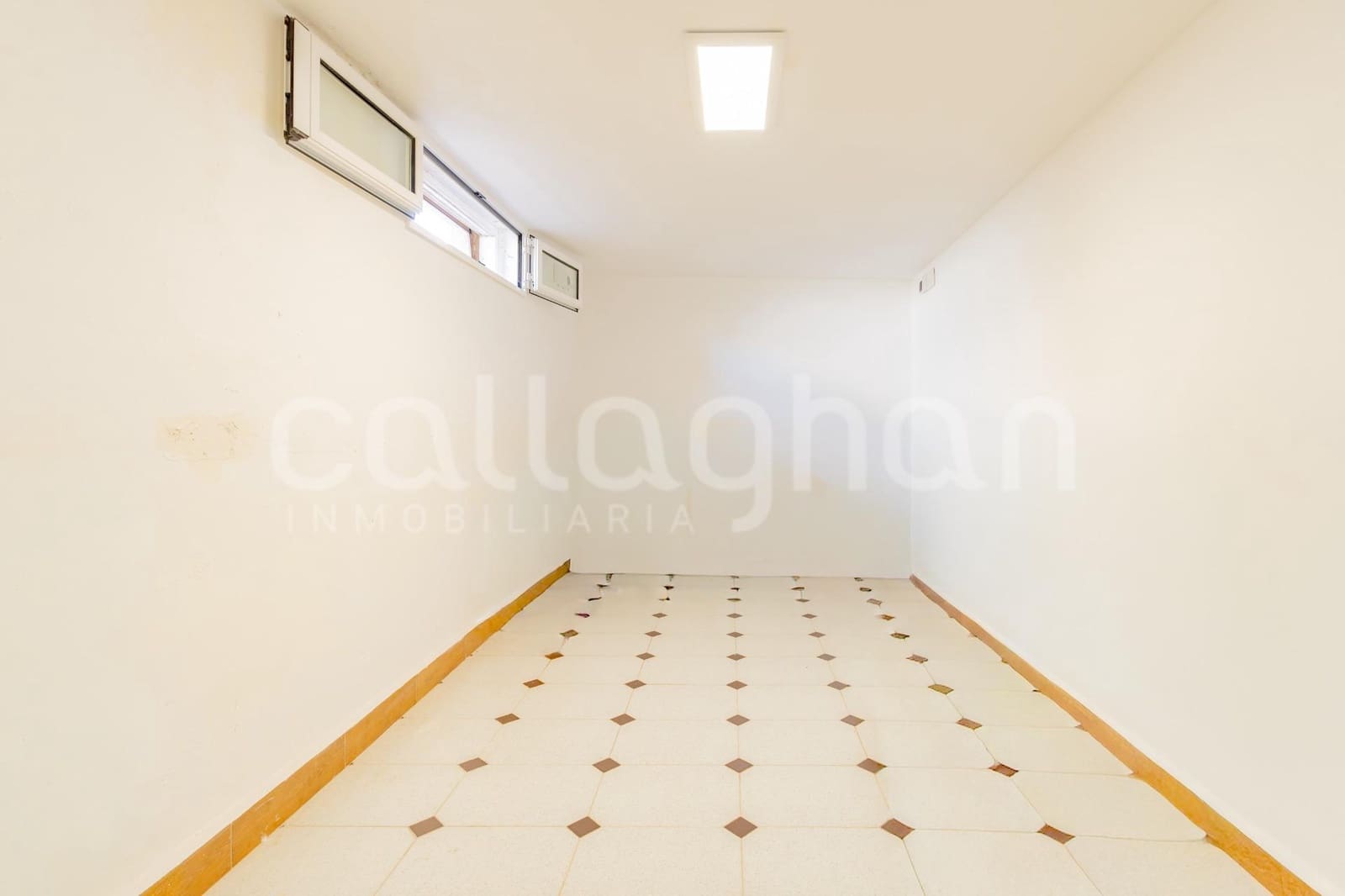 4 soveværelse Villa til salg i Canet d'En Berenguer med swimmingpool garage - € 750.000 (Ref: 9788553)