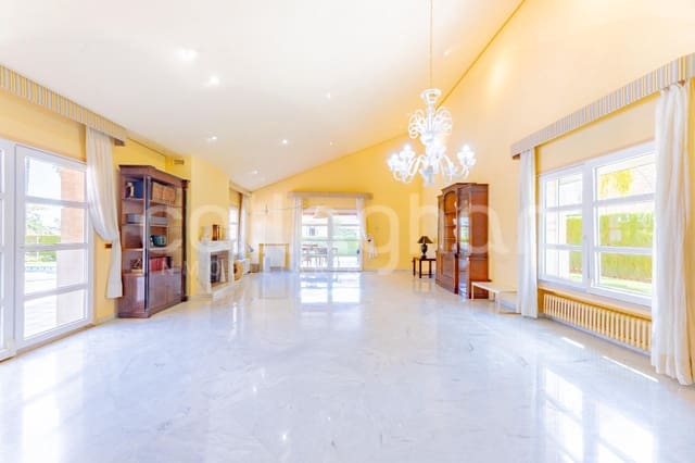 4 soveværelse Villa til salg i Godella med swimmingpool garage - € 1.200.000 (Ref: 9794868)