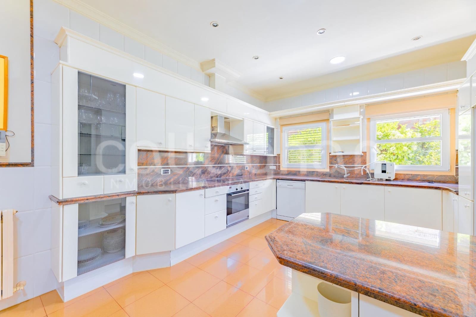 4 soveværelse Villa til salg i Godella med swimmingpool garage - € 1.200.000 (Ref: 9794868)