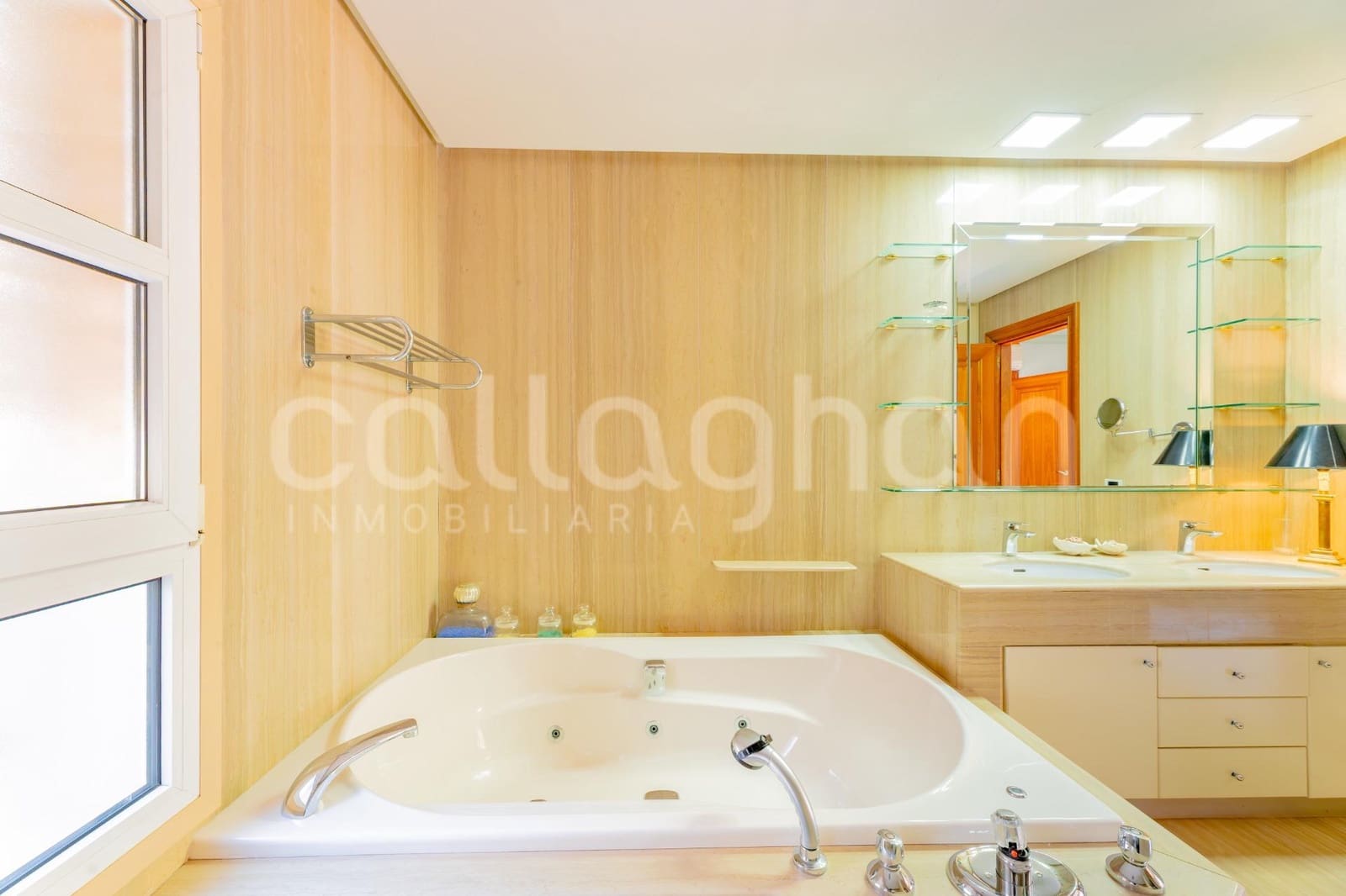 4 soveværelse Villa til salg i Godella med swimmingpool garage - € 1.200.000 (Ref: 9794868)