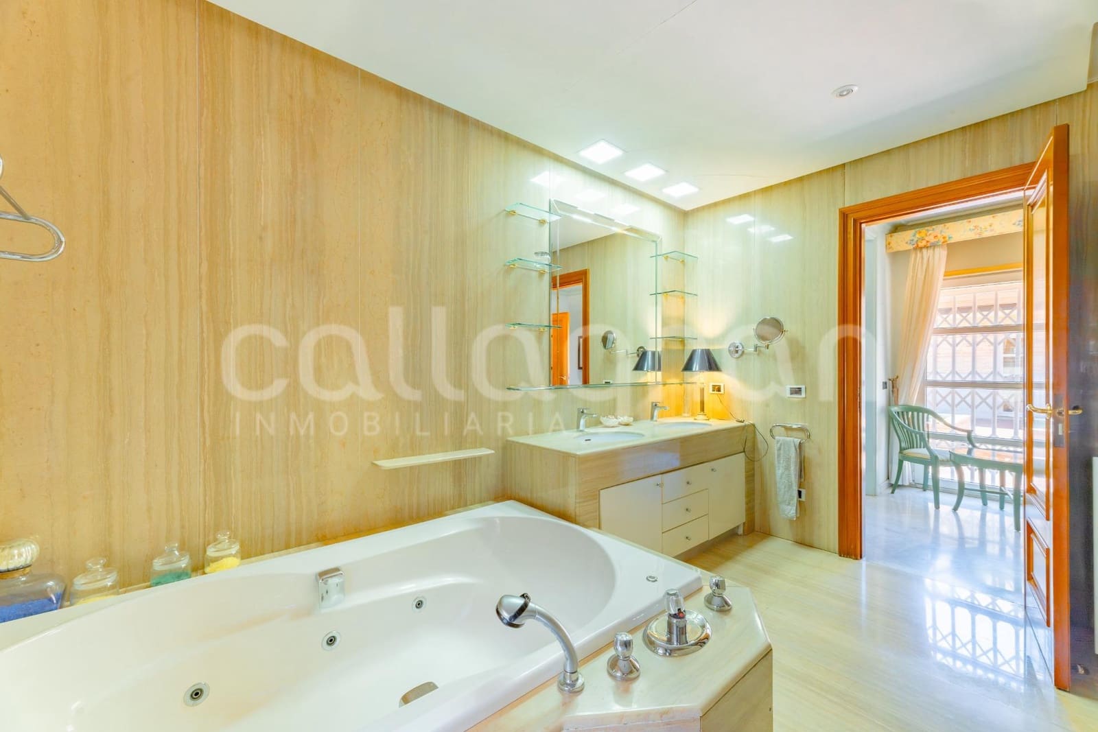 4 soveværelse Villa til salg i Godella med swimmingpool garage - € 1.200.000 (Ref: 9794868)