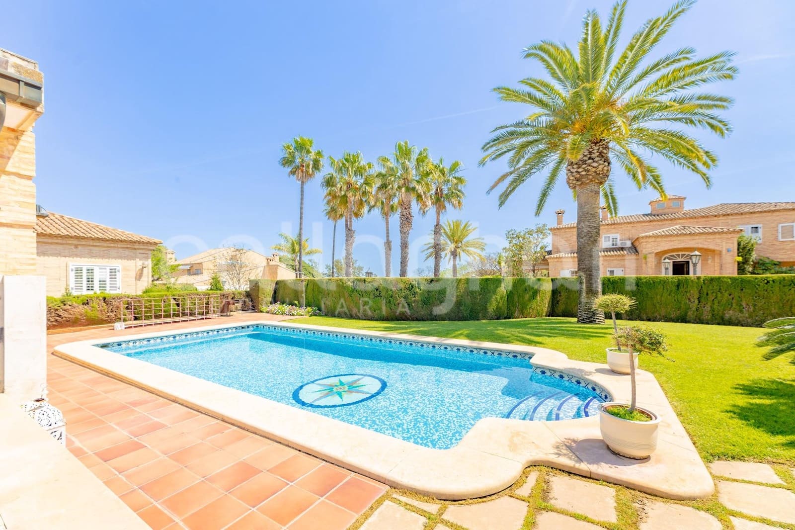 4 soveværelse Villa til salg i Godella med swimmingpool garage - € 1.200.000 (Ref: 9794868)