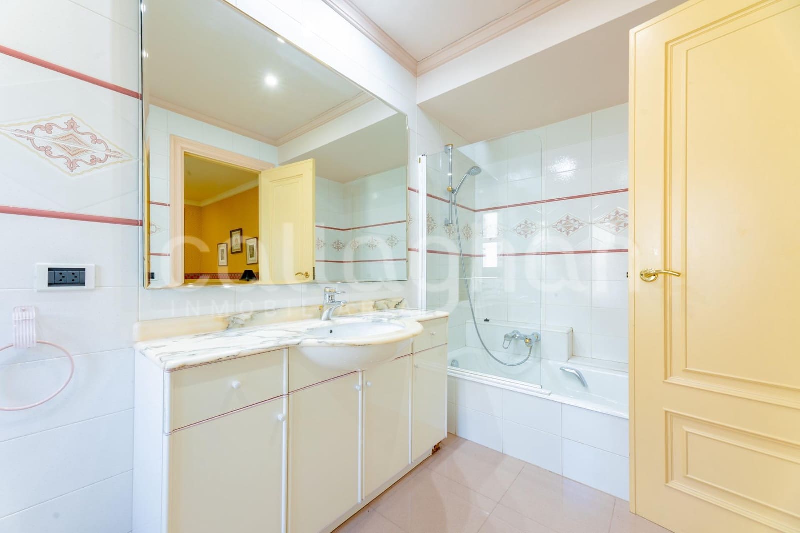 4 soveværelse Villa til salg i Godella med swimmingpool garage - € 1.200.000 (Ref: 9794868)