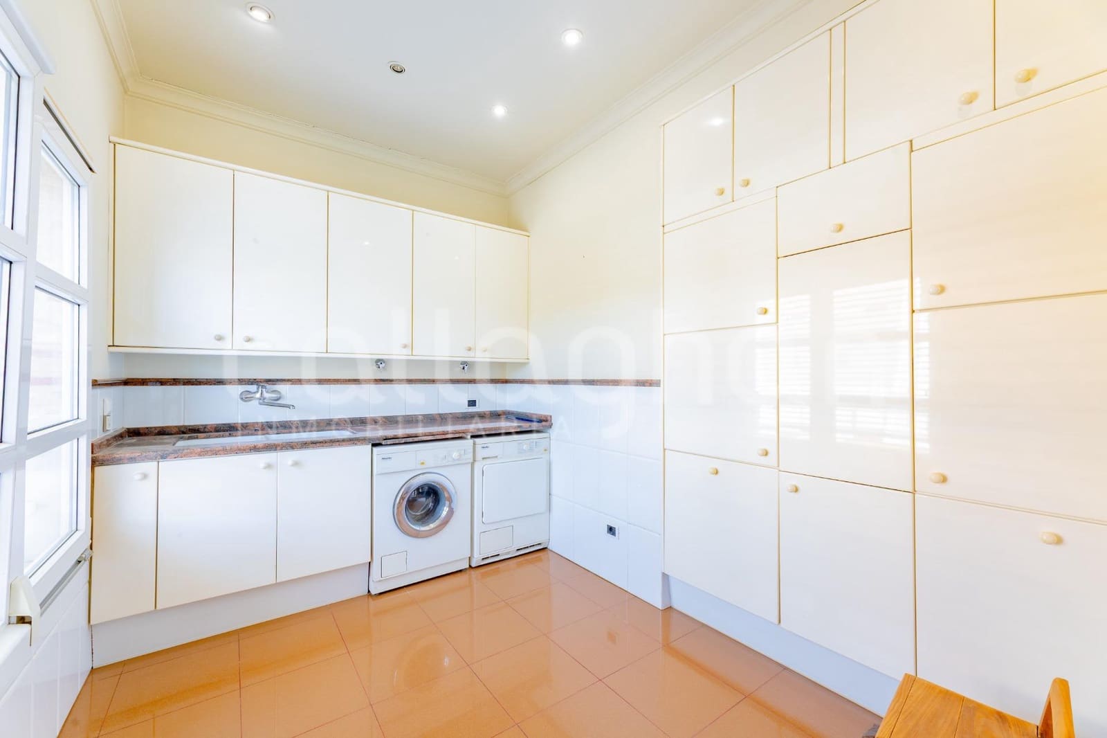 4 soveværelse Villa til salg i Godella med swimmingpool garage - € 1.200.000 (Ref: 9794868)