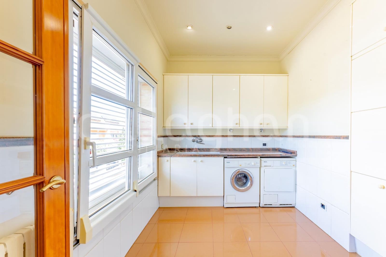 4 soveværelse Villa til salg i Godella med swimmingpool garage - € 1.200.000 (Ref: 9794868)