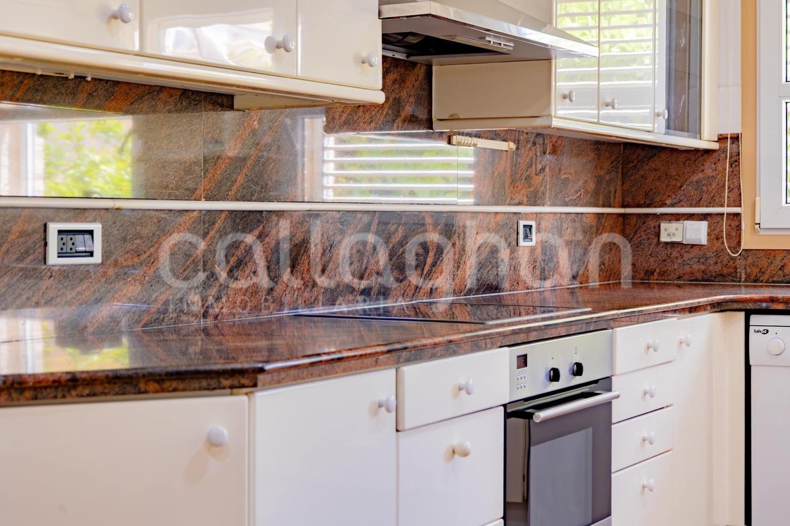 4 soveværelse Villa til salg i Godella med swimmingpool garage - € 1.200.000 (Ref: 9794868)