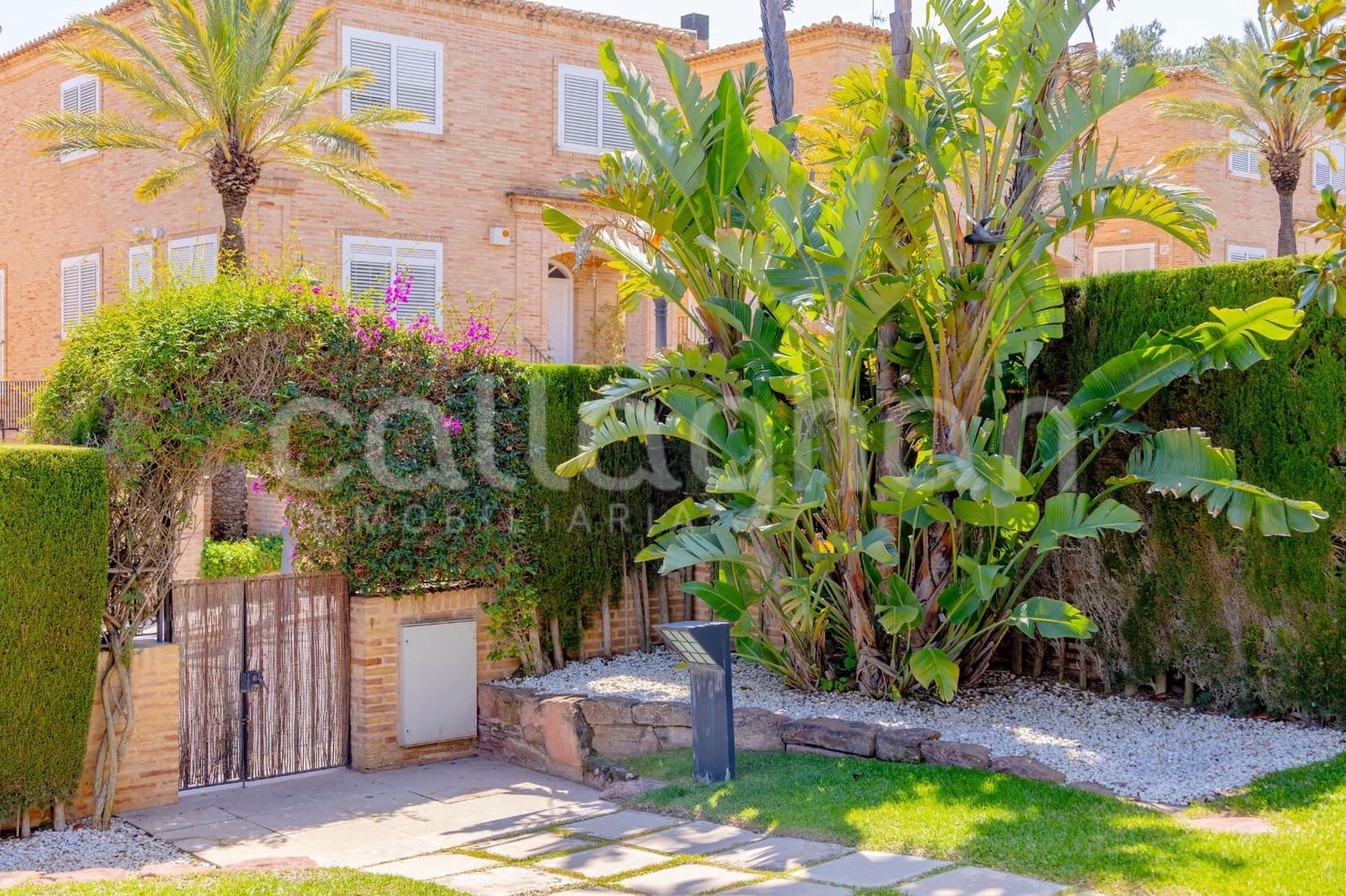 4 soveværelse Villa til salg i Godella med swimmingpool garage - € 1.200.000 (Ref: 9794868)