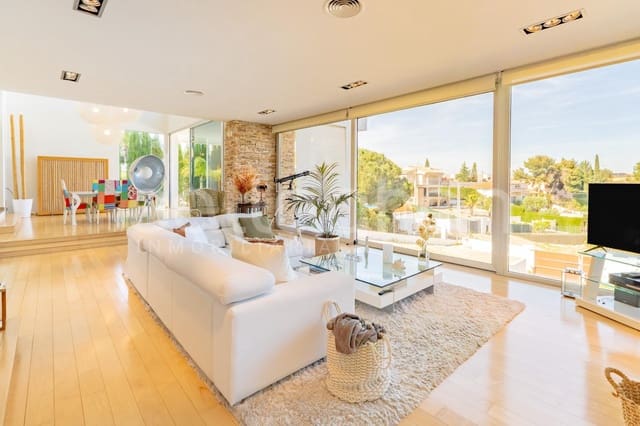 5 soveværelse Villa til salg i Chiva med garage - € 890.000 (Ref: 9794869)