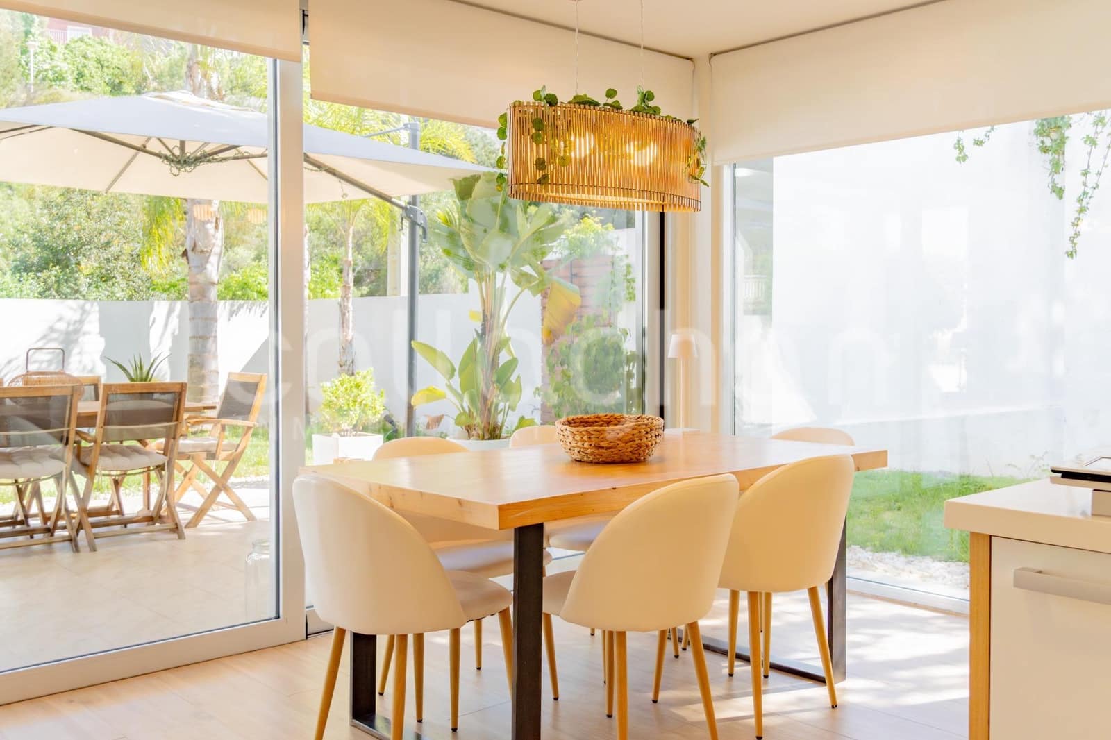 5 soveværelse Villa til salg i Chiva med garage - € 890.000 (Ref: 9794869)