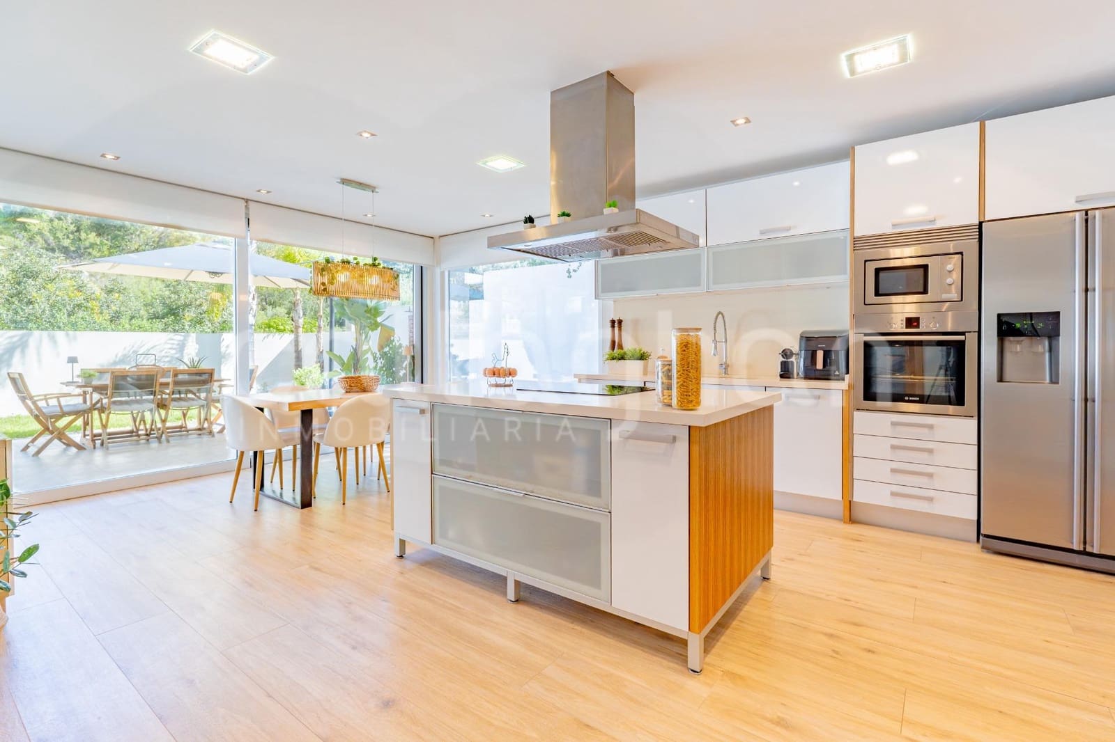 5 soveværelse Villa til salg i Chiva med garage - € 890.000 (Ref: 9794869)