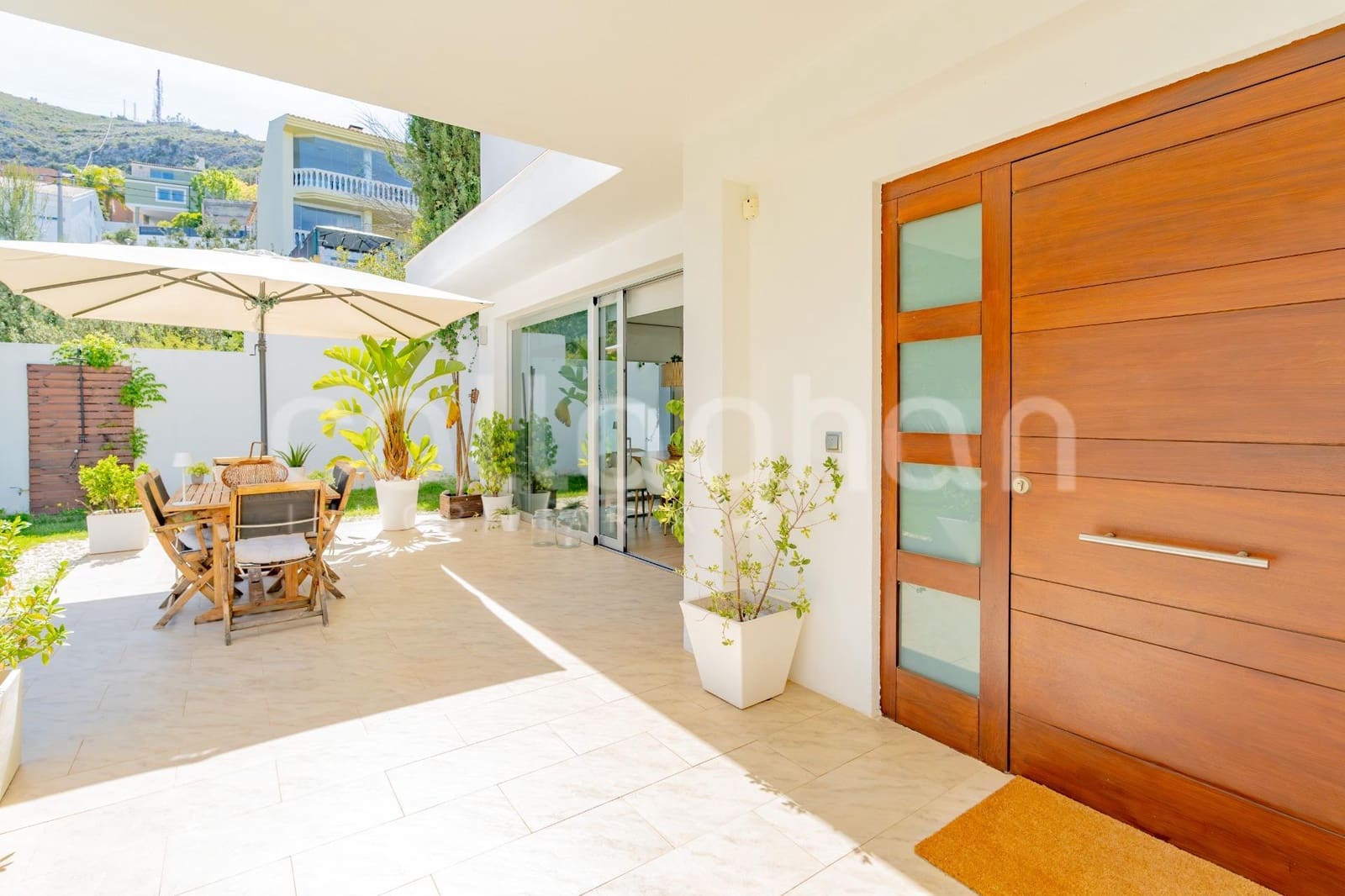 5 soveværelse Villa til salg i Chiva med garage - € 890.000 (Ref: 9794869)