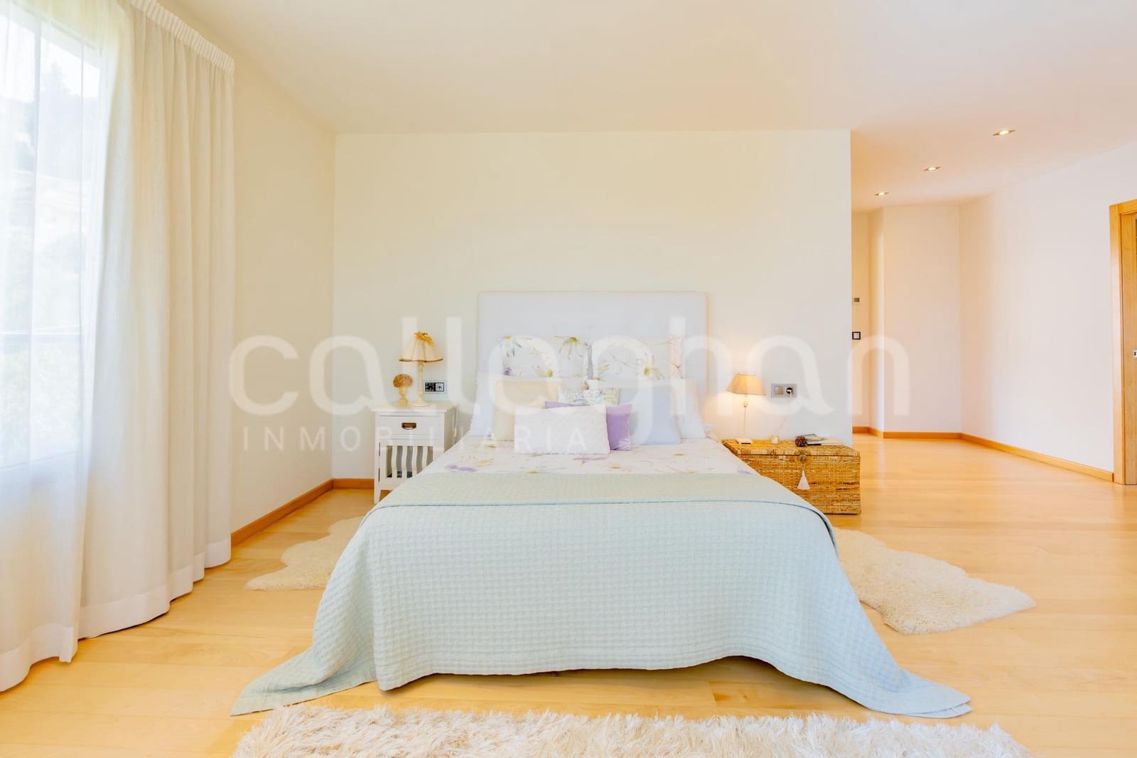 5 soveværelse Villa til salg i Chiva med garage - € 890.000 (Ref: 9794869)