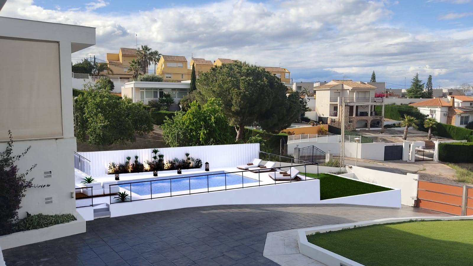 5 soveværelse Villa til salg i Chiva med garage - € 890.000 (Ref: 9794869)